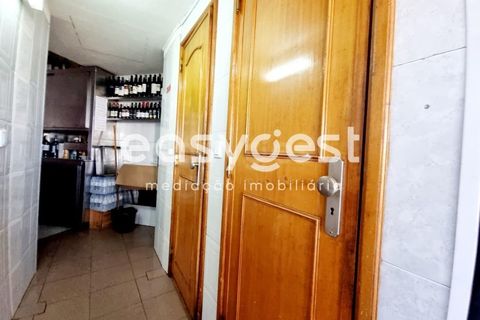 Erhvervsejendom i Amadora, Lisbon, Amadora - € 170.000 | Ref: LX88793 - foto 9
