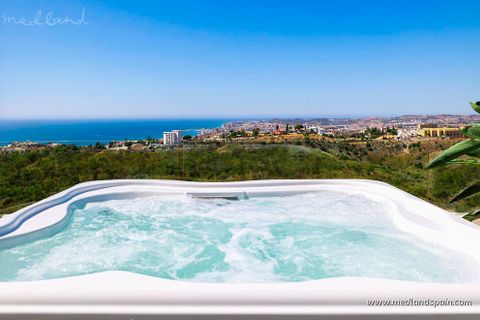 Leilighet i Fuengirola, Malaga, Fuengirola - € 1 690 000 | Ref: N-3970590 - foto 2