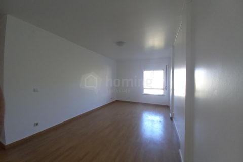 Lejlighed i Amadora, Lisbon, Amadora - € 220.000 | Ref: APA_1247 - foto 2
