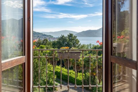 Villa i Luino, Varese, Luino - € 2.950.000 | Ref: T9102 - foto 29