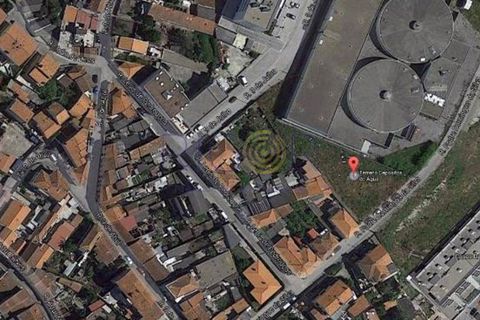 Helårsgrund i Pedroucos, Porto, Pedroucos - € 290.000 | Ref: PL2859 - foto 1