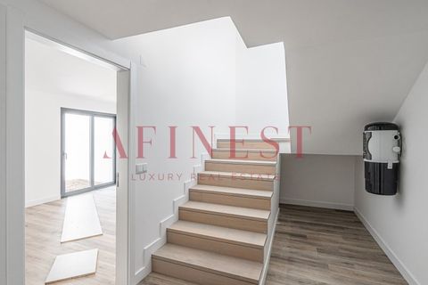 Villa i Carcavelos, Lisbon, Carcavelos - € 1.130.000 | Ref: C1707/22 - foto 32