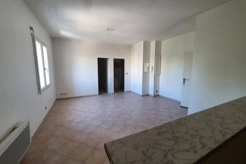 Apartament a Marseille, Bouches-du-Rhone, Marseille - € 600/mes | Ref: 7282622 - foto 2