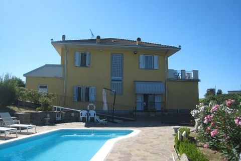 Villa i Govone, Cuneo, Govone - € 620.000 | Ref: 221 - foto 1