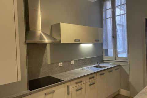 Lejlighed i Vichy, Allier, Vichy - € 98.000 | Ref: 1157 - foto 24