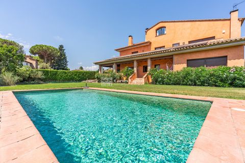 Haus in Mont-Ras, Gerona - Foto 1