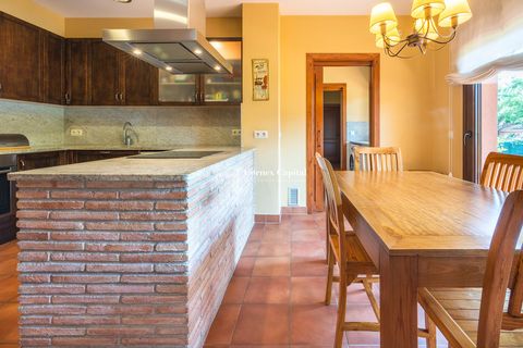 Villa a Mont-Ras, Gerona, Mont-Ras - € 1.150.000 | Ref: V-COSTABRAVA-42 - foto 8