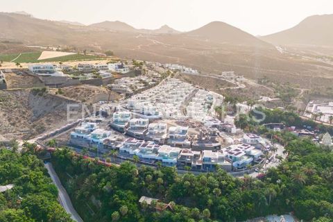 Villa a San Eugenio, Tenerife, San Eugenio - € 2.700.000 | Ref: W-02IAHW - foto 20
