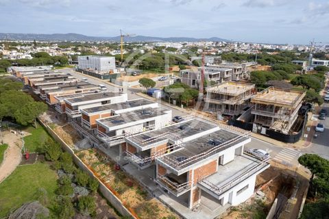 Villa i Montenegro, Faro, Montenegro - € 1.400.000 | Ref: GA-9654.F70 - foto 1