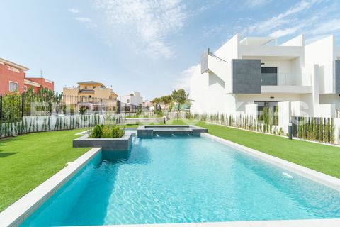 Lejlighed i Torrevieja, Alicante, Torrevieja - € 330.000 | Ref: w-02hm25 - foto 17