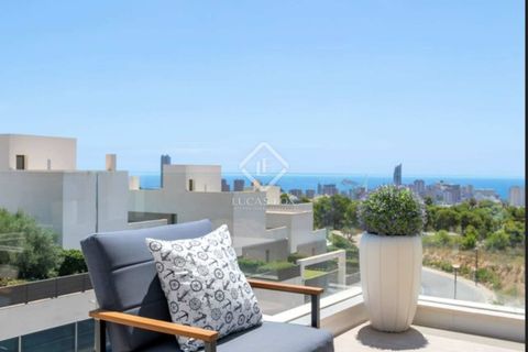Villa i Finestrat, Alicante, Finestrat - € 799.000 | Ref: ALT36374 - foto 2