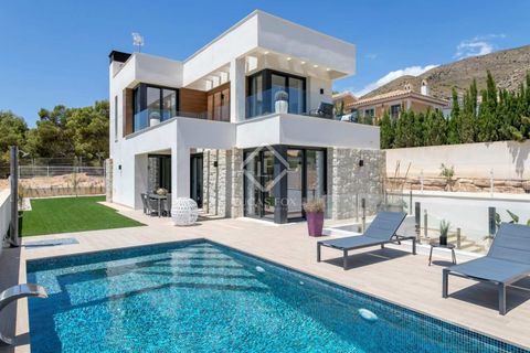 Villa i Finestrat, Alicante, Finestrat - € 799.000 | Ref: ALT36374 - foto 1