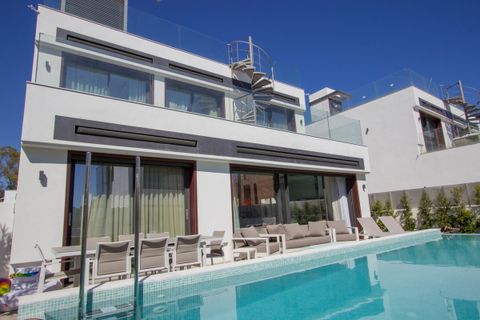 Villa i Puerto Banus, Malaga, Puerto Banus - € 2.950.000 | Ref: R3430708 - foto 1