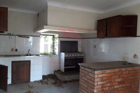 Villa i Arcos de Valdevez, Viana do Castelo, Arcos de Valdevez - € 275.000 | Ref: AVV-2068-RR-0822 - foto 16