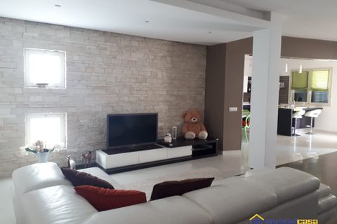 Leilighet i Rosolini, Siracusa, Rosolini - € 180 000 | Ref: LOR-1375 - foto 4