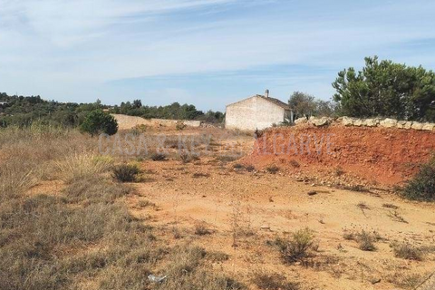 Helårsgrund i Estombar, Faro, Estombar - € 1.450.000 | Ref: CKA17 - foto 1