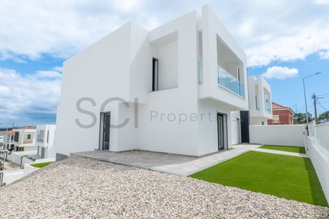 Villa in Corroios, Setubal, Corroios - € 765.000 | Ref: 8566_LT80 - foto 1