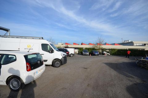 Erhvervsejendom i Guignes, Seine-et-Marne, Guignes - € 1.200.000 | Ref: A4492 - foto 2