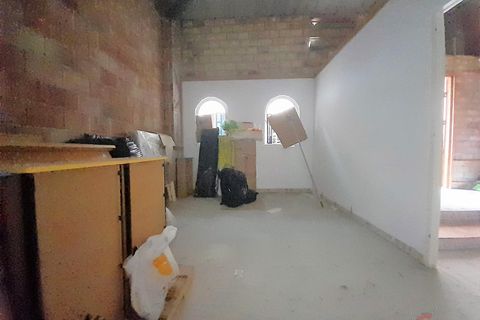 Erhvervsejendom i Salobrena, Granada, Salobrena - € 132.500 | Ref: L521 - foto 7