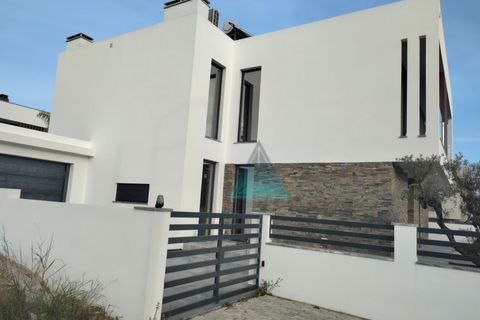Byhus i Corroios, Setubal, Corroios - € 745.000 | Ref: 1172 - foto 1