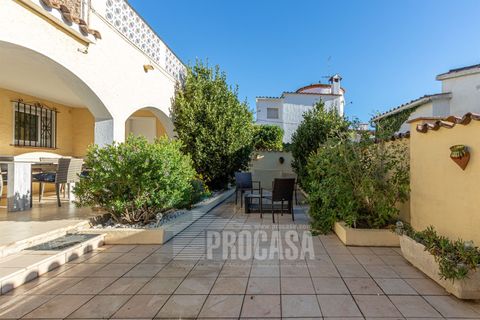 Villa a Empuriabrava, Gerona, Empuriabrava - € 430.000 | Ref: 2492 - foto 16