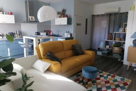 Lejlighed i Marseille, Bouches-du-Rhone, Marseille - € 147.000 | Ref: 7666267 - foto 1