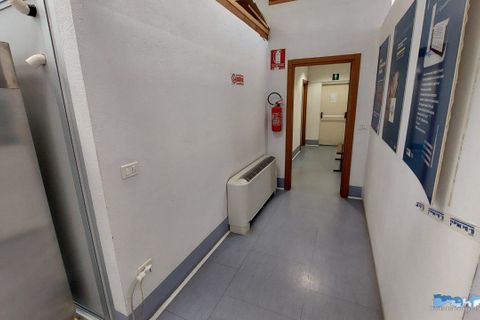 L'establiment comercial a Lessolo, Turin, Lessolo - € 2.400/mes | Ref: 2020 - foto 12