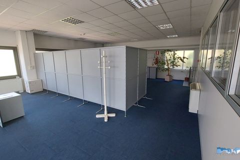 L'establiment comercial a Lessolo, Turin, Lessolo - € 2.400/mes | Ref: 2020 - foto 17