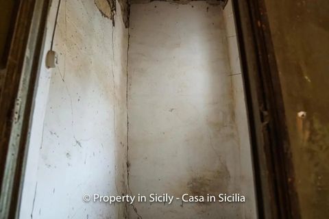 Landejendom i Pollina, Palermo, Pollina - € 30.000 | Ref: Palazzo San Giuliano - foto 9