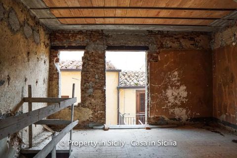 Landejendom i Pollina, Palermo, Pollina - € 30.000 | Ref: Palazzo San Giuliano - foto 14
