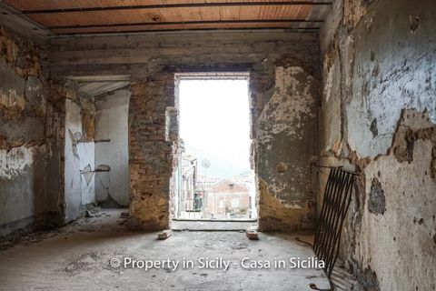 Landejendom i Pollina, Palermo, Pollina - € 30.000 | Ref: Palazzo San Giuliano - foto 15