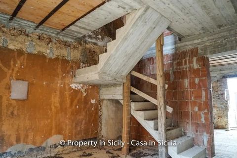 Landejendom i Pollina, Palermo, Pollina - € 30.000 | Ref: Palazzo San Giuliano - foto 19