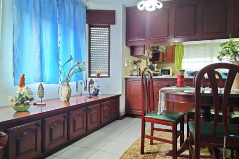 Byhus i Horta, Faial, Horta - € 265.000 | Ref: 969 - foto 13