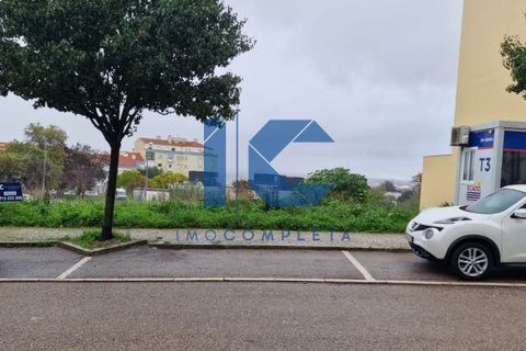 Helårsgrund i Amadora, Lisbon, Amadora - € 975.000 | Ref: 20221100902 - foto 2