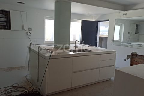 Villa i Cascais, Lisbon, Cascais - € 3.600.000 | Ref: ZMPT552361 - foto 18