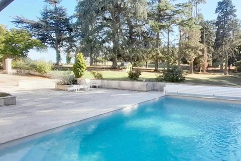 Villa a Agen, Lot-et-Garonne, Agen - € 1.732.500 | Ref: BVI64379 - foto 2