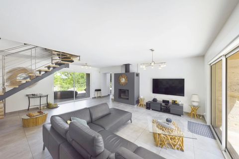 Villa a Agen, Lot-et-Garonne, Agen - € 1.732.500 | Ref: BVI64379 - foto 4