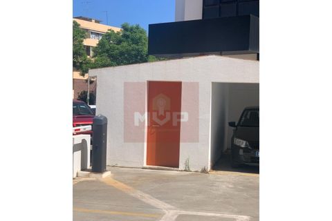 Garage i Faro, Faro, Faro - € 25.000 | Ref: 170220019 - foto 2