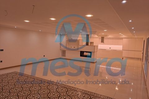 Villa i Bidoeira de Cima, Leiria, Bidoeira de Cima - € 385.000 | Ref: 042 - foto 2