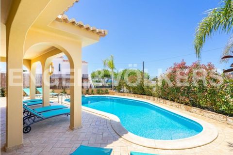 Villa i Guia, Faro, Guia - € 1.700.000 | Ref: W-02IA0T - foto 14