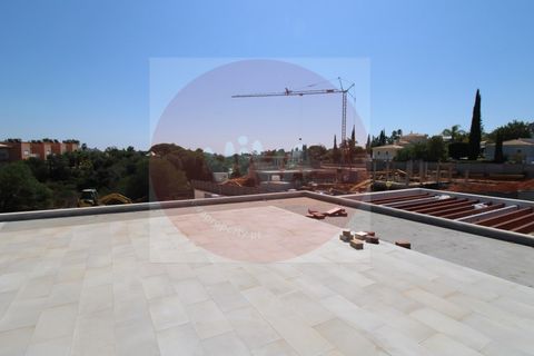 Villa i Carvoeiro, Faro, Carvoeiro - € 1.500.000 | Ref: V4-220927 - foto 21