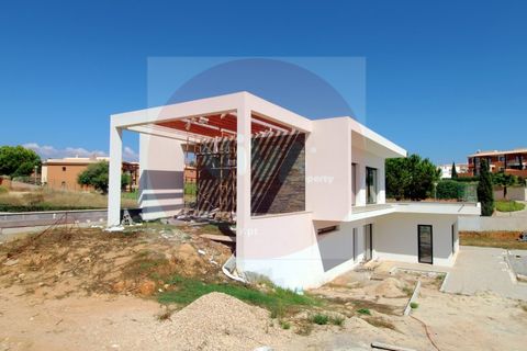 Villa i Carvoeiro, Faro, Carvoeiro - € 1.500.000 | Ref: V4-220927 - foto 24