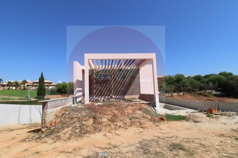 Villa i Carvoeiro, Faro, Carvoeiro - € 1.500.000 | Ref: V4-220927 - foto 25