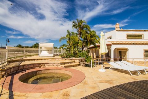 Villa i Lagoa, Faro, Lagoa - € 4.500.000 | Ref: EAV-3516 - foto 28