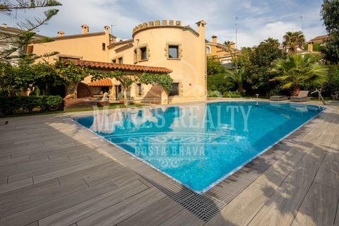 Villa i Lloret De Mar, Gerona, Lloret De Mar - € 2.400.000 | Ref: 312C6 - foto 1