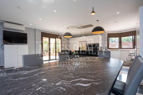 Villa i Lloret De Mar, Gerona, Lloret De Mar - € 2.400.000 | Ref: 312C6 - foto 42