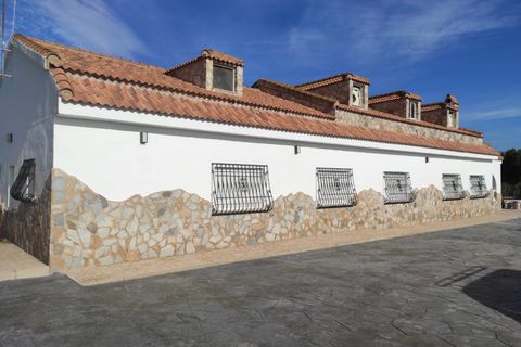 Villa i Sax, Alicante, Sax - € 460.000 | Ref: MW6054 - foto 1