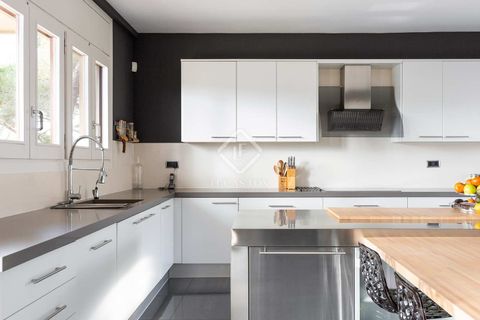 Villa a Valldoreix, Barcelona, Valldoreix - € 2.000.000 | Ref: STC39220 - foto 15
