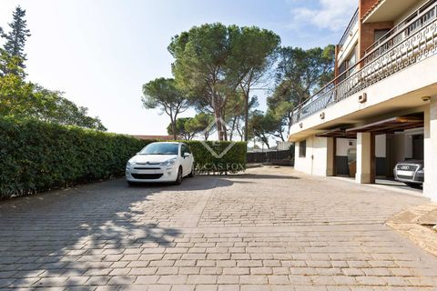 Villa a Valldoreix, Barcelona, Valldoreix - € 2.000.000 | Ref: STC39220 - foto 37