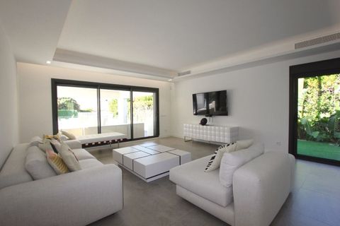 Villa i Marbella, Malaga, Marbella - € 2.750.000 | Ref: MA-MB-R300123S/7965 - foto 10